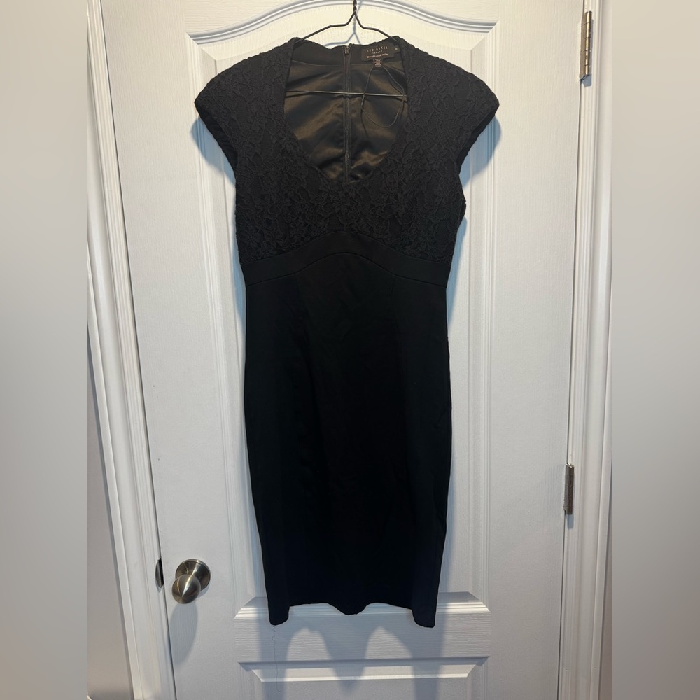 221- TED BAKER Briony Sz 2 / UK 10 Black Lace Bodice Bodycon LBD Dress